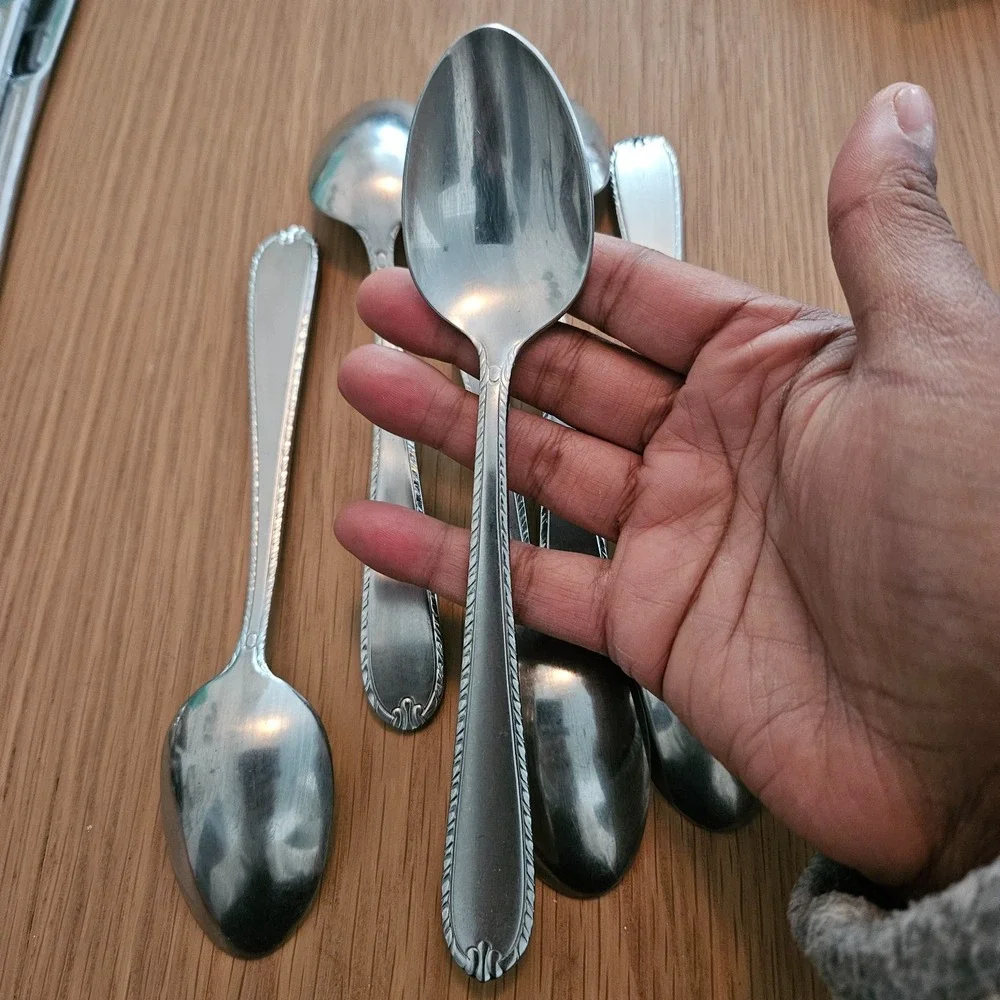 Set of 6 spoons beaded‎ rope edge pattern silvertone